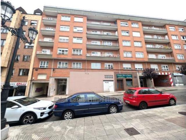 Piso en venta en Oviedo, Asturias