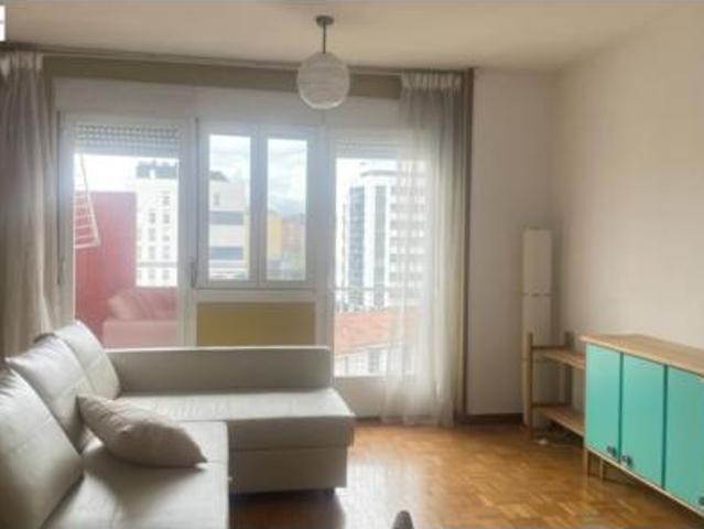 Piso en venta en La Carisa, Oviedo
