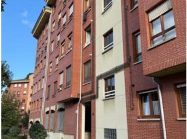 Piso en venta en La Corredoria, Oviedo