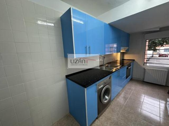 Piso en venta en La Carisa, Oviedo