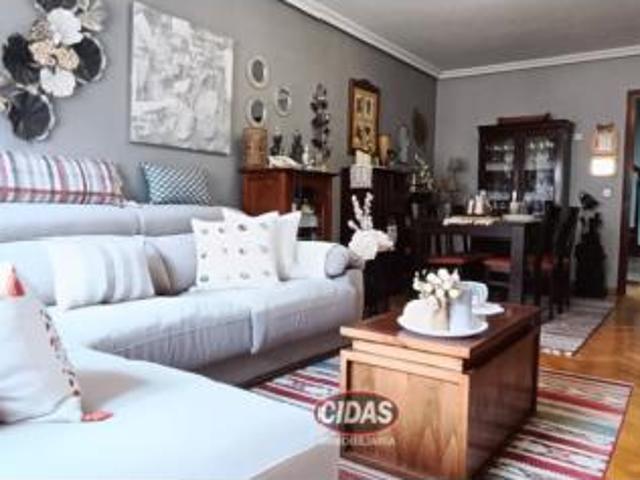 Piso en venta en Oviedo, La Florida