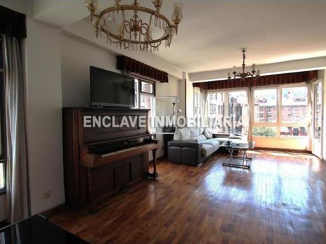 Piso en venta en Oviedo, Buenavista
