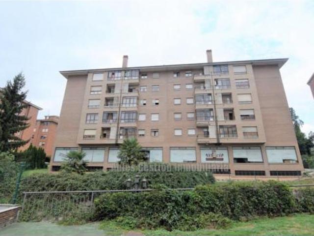 Piso en venta en Oviedo, Pando