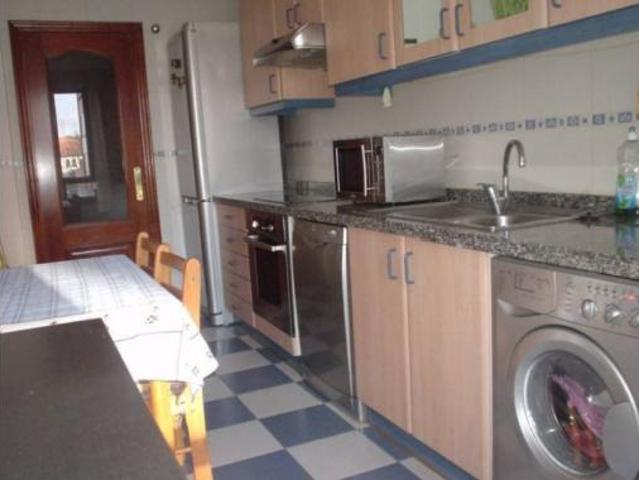 Piso en venta en La Estrecha, Oviedo
