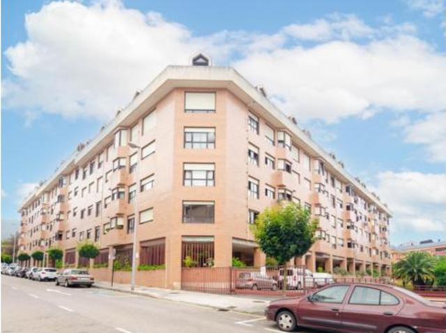 Piso en venta en La Estrecha, Oviedo