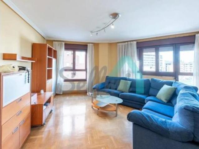 Piso en venta en Villafría, Oviedo