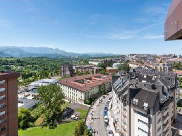 Piso en venta en Malatería, Oviedo