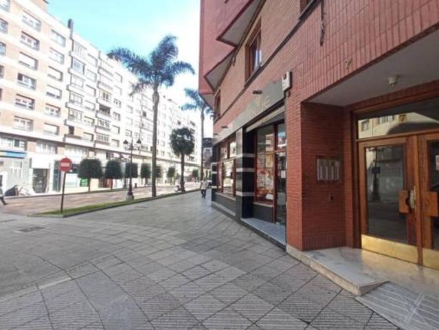Piso en venta en Oviedo, El Milán