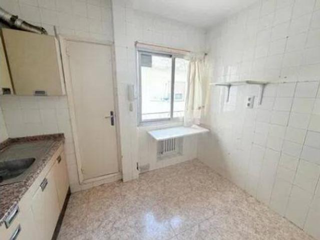 Piso en venta en El Milán, Oviedo