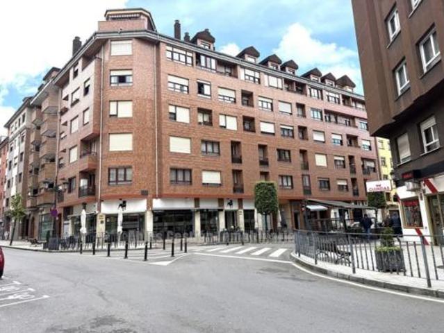 Piso en venta en Oviedo, Asturias