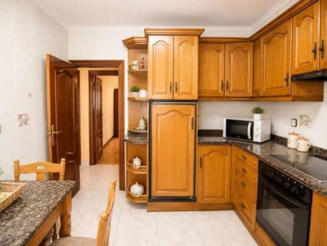 Piso en venta en El Milán, Oviedo
