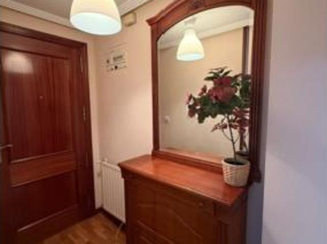 Piso en venta en Montenuño, Oviedo
