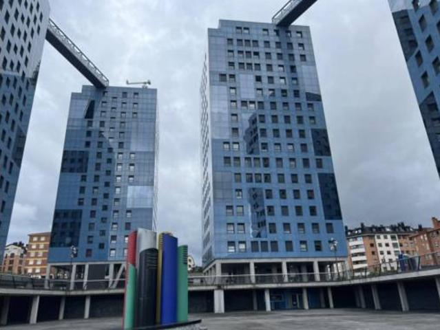Piso en venta en Oviedo, Montenuño