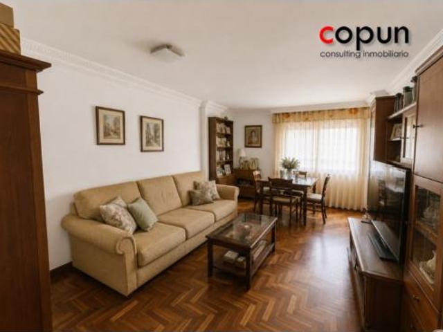 Piso en venta en Oviedo, Asturias