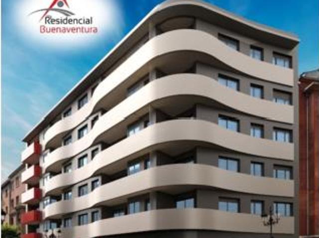 Piso en venta en Oviedo, Pumarín