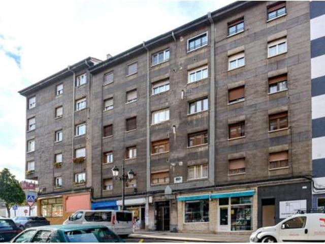 Piso en venta en Fozaneldi, Oviedo