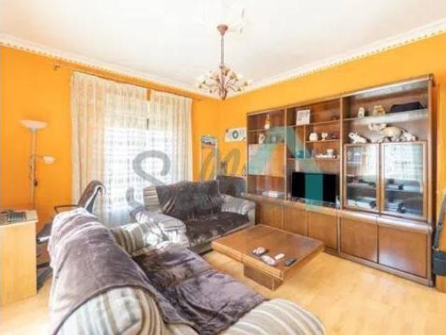 Piso en venta en La Tenderina, Oviedo