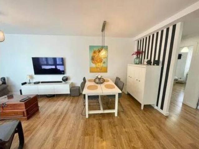 Piso en venta en Fozaneldi, Oviedo