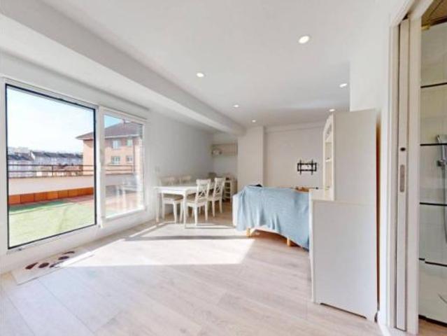 Piso en venta en Fozaneldi, Oviedo