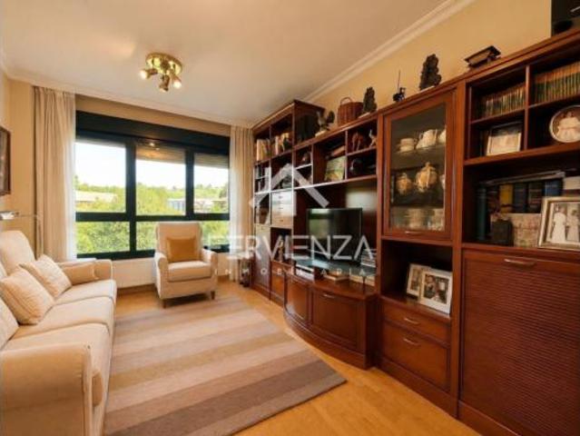 Piso en venta en Fozaneldi, Oviedo