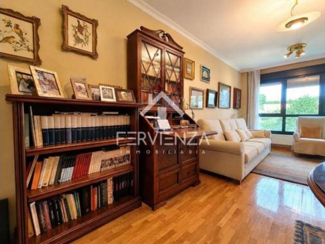 Piso en venta en Fozaneldi, Oviedo