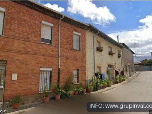 Piso en venta en Palacios de la Valduerna, León