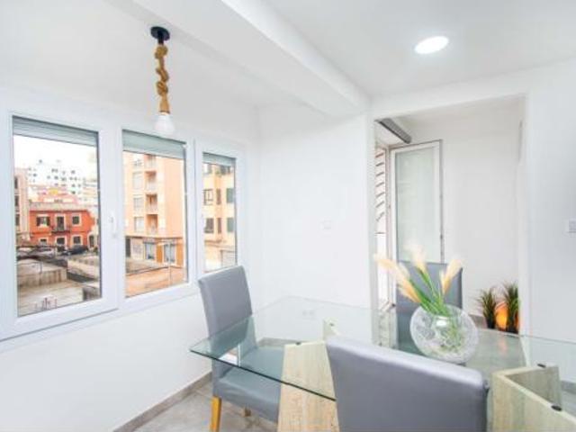 Piso en venta en Son Serralta, Palma