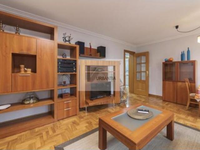 Piso en venta en Txantrea, Pamplona / Iruña