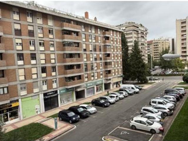 Piso en venta en Ermitagaña-Mendebaldea, Iruñerria