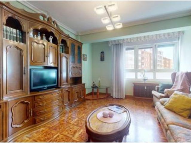 Piso en venta en Azpilagaña, Iruñerria