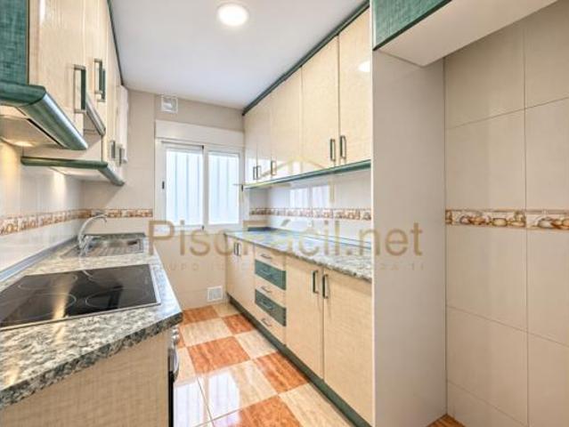 Piso en venta en Barrio 2001, Parla