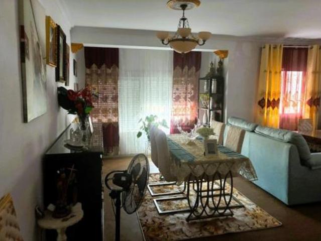 Piso en venta en Pilas, Andalucía