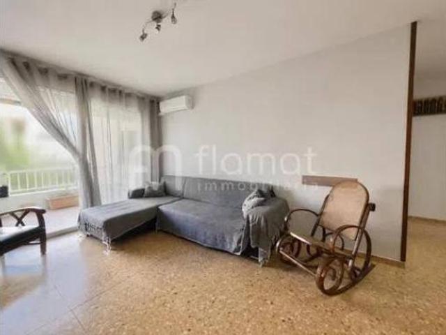 Piso en venta en Poblenou, Maresme