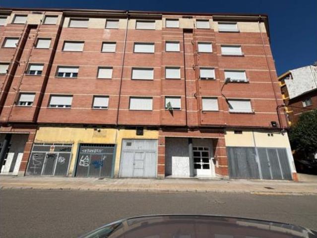 Piso en venta en Flores del Sil, El Bierzo