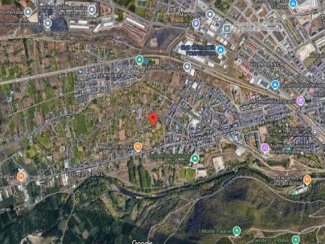 Piso en venta en Ponferrada, La Martina