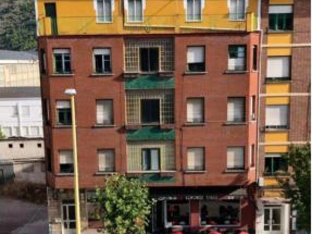 Piso en venta en Flores del Sil, El Bierzo