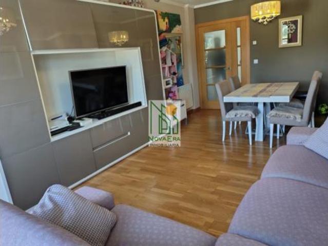 Piso en venta en A Virxe do Camiño, Pontevedra