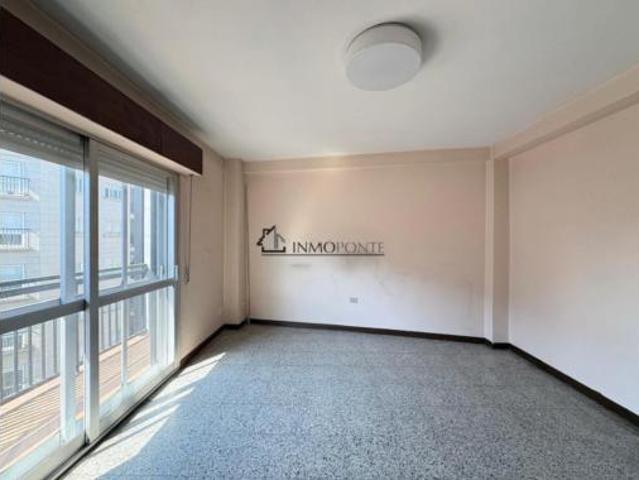 Piso en venta en Mourente, Pontevedra