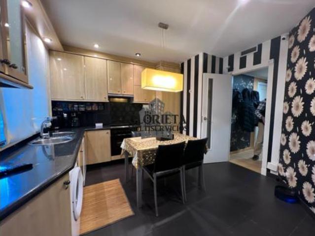 Piso en venta en A Virxe do Camiño, Pontevedra