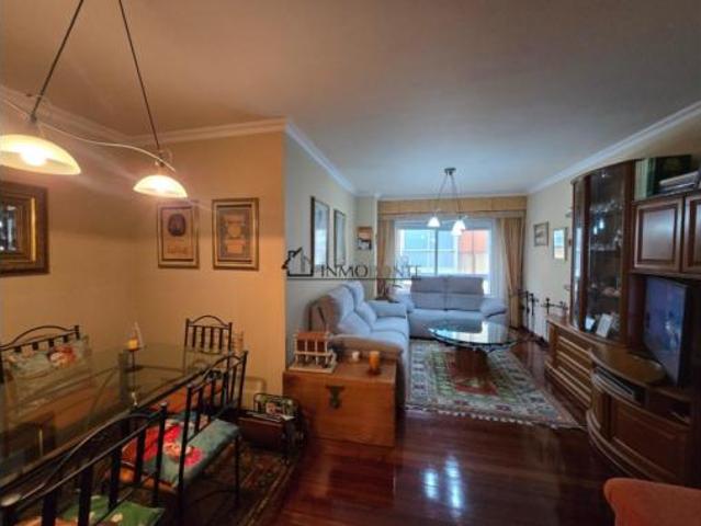 Piso en venta en A Moureira, Pontevedra