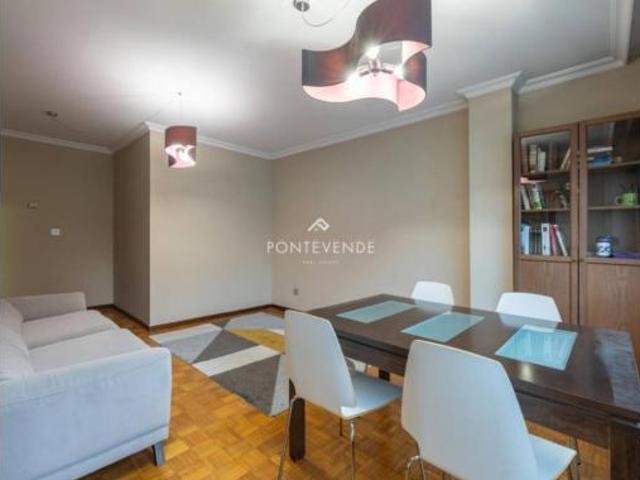 Piso en venta en Salcedo, Pontevedra