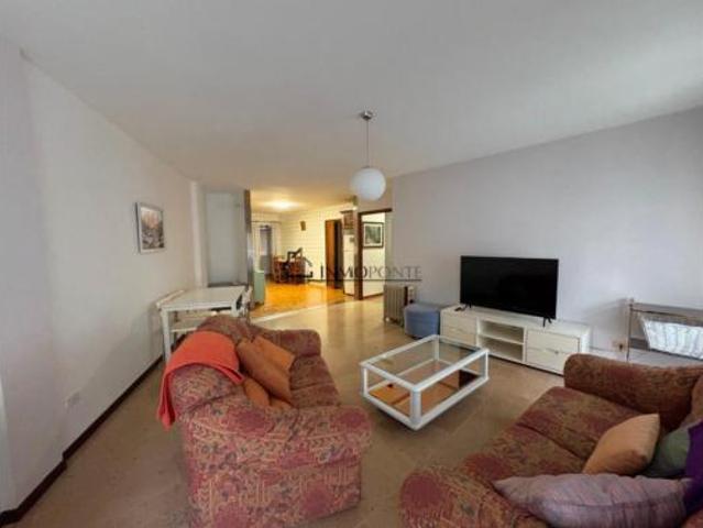 Piso en venta en Campolongo, Pontevedra