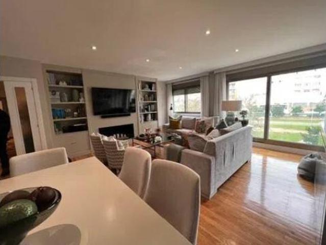 Piso en venta en A Virxe do Camiño, Pontevedra