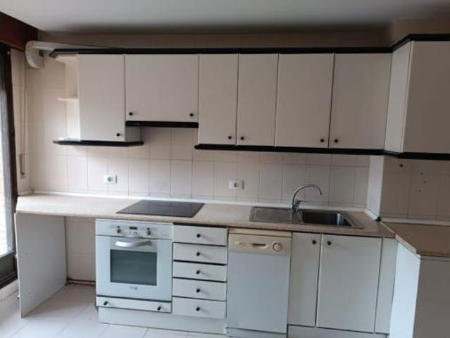 Piso en venta en Pradoluengo, Castilla y León