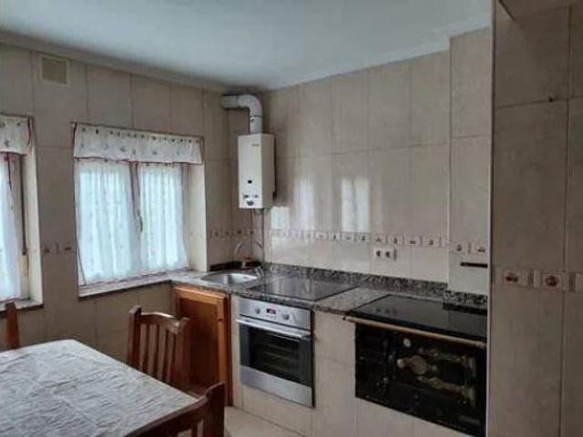 Piso en venta en Agones, Pravia