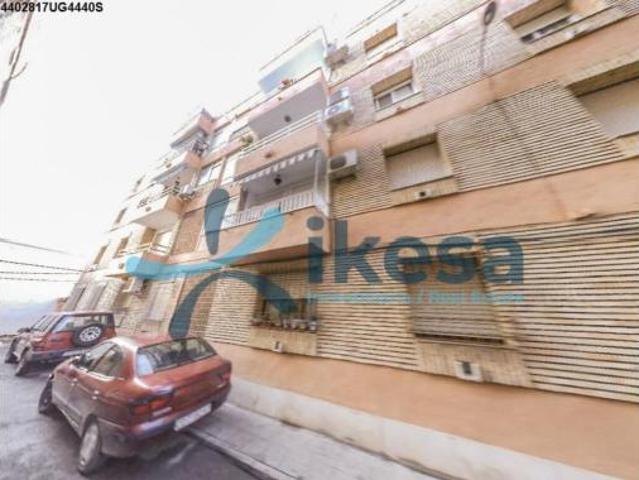 Piso en venta en Puente Genil, Andalucía