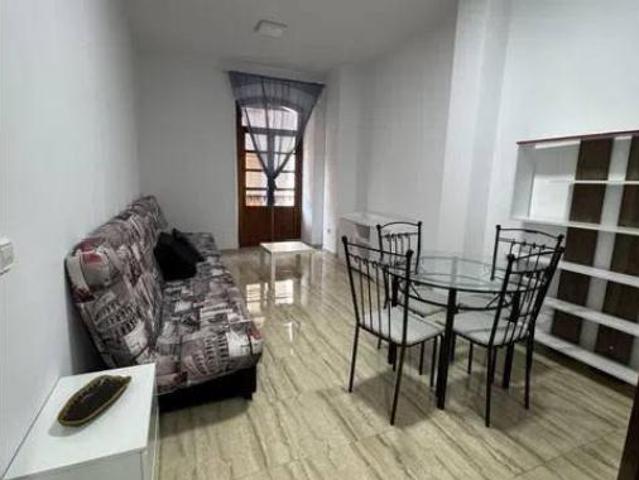 Piso en venta en Puente Genil, Andalucía