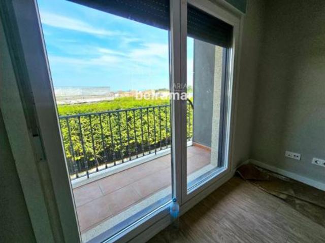 Piso en venta en Ribeira, A Barbanza