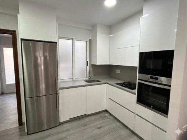 Piso en venta en Ribeira, A Barbanza