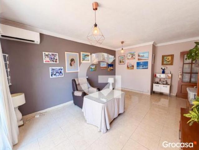 Piso en venta en La Cala del Moral, La Axarquía
